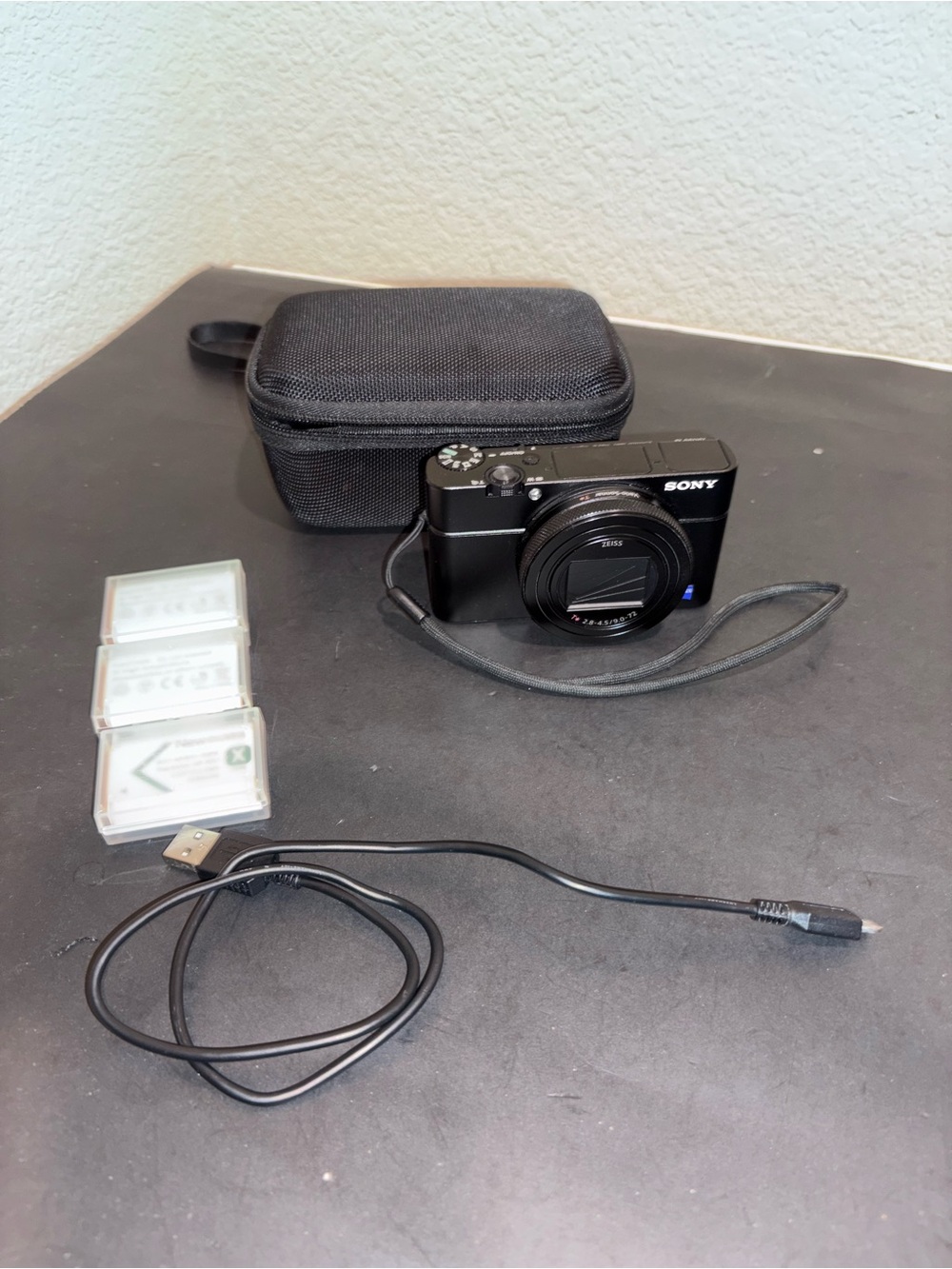 Sony RX100 VII Bundle